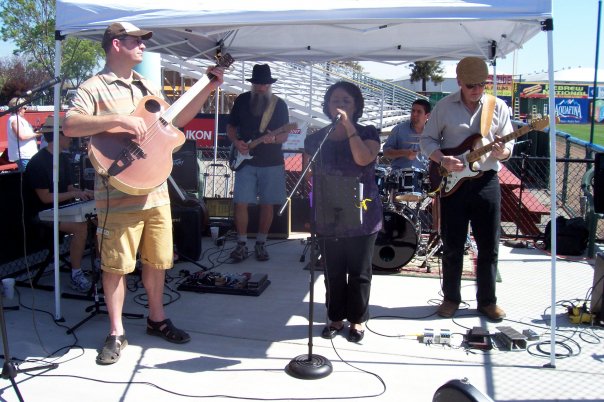 IdleHandsatSFGiants2009.jpg